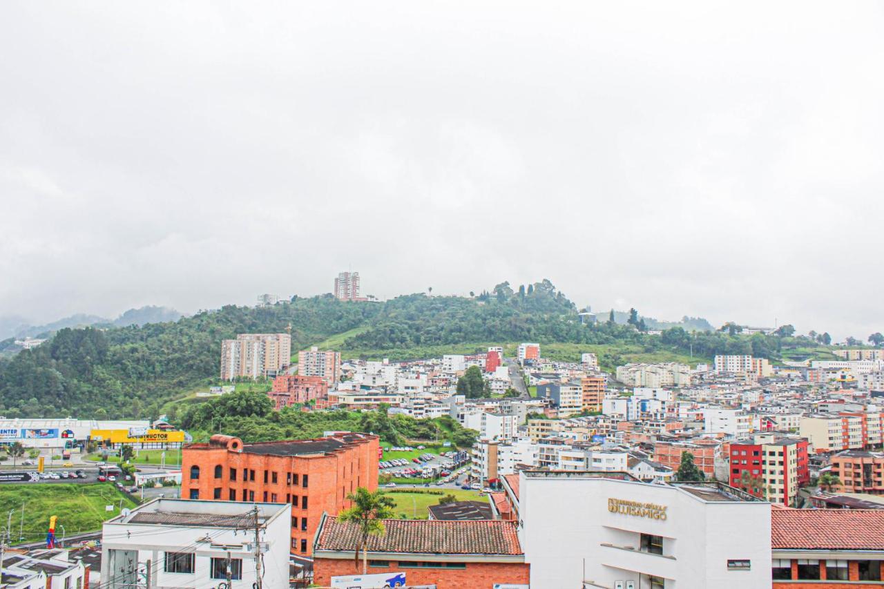 El Cable Hostal 马尼萨莱斯 外观 照片