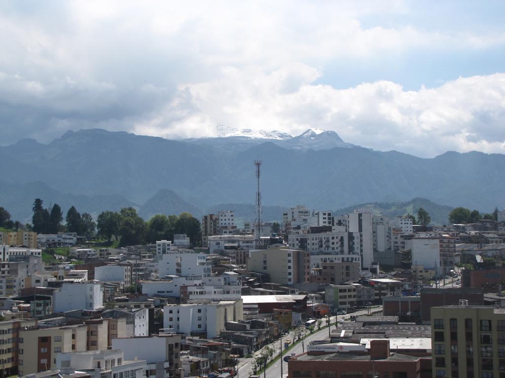 El Cable Hostal 马尼萨莱斯 外观 照片