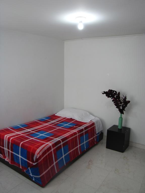 El Cable Hostal 马尼萨莱斯 外观 照片